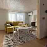 Semesterbostad Cozy Summer House Meex - 5km From Voru *