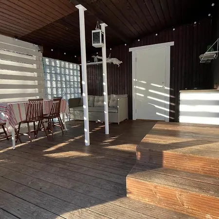 펜션 Cozy Little House Meex & Sauna - 5km From Voru *