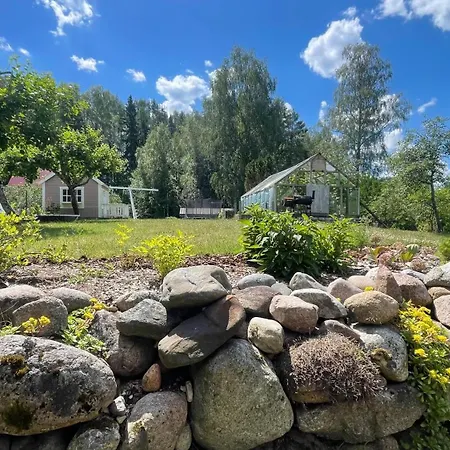 Cozy Little House Meex & Sauna - 5km From Voru 펜션 Meegomae