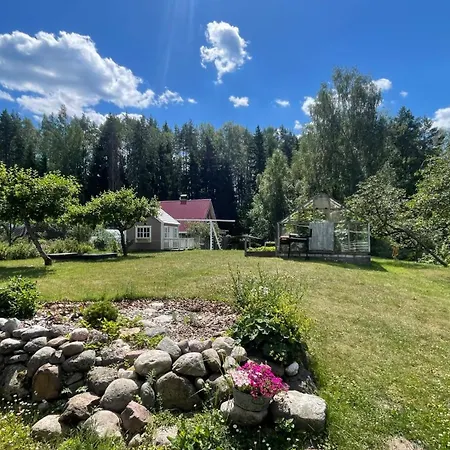 Cozy Little House Meex & Sauna - 5km From Voru 펜션