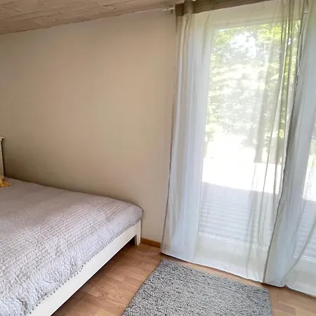 Cozy Little House Meex & Sauna - 5km From Voru 펜션